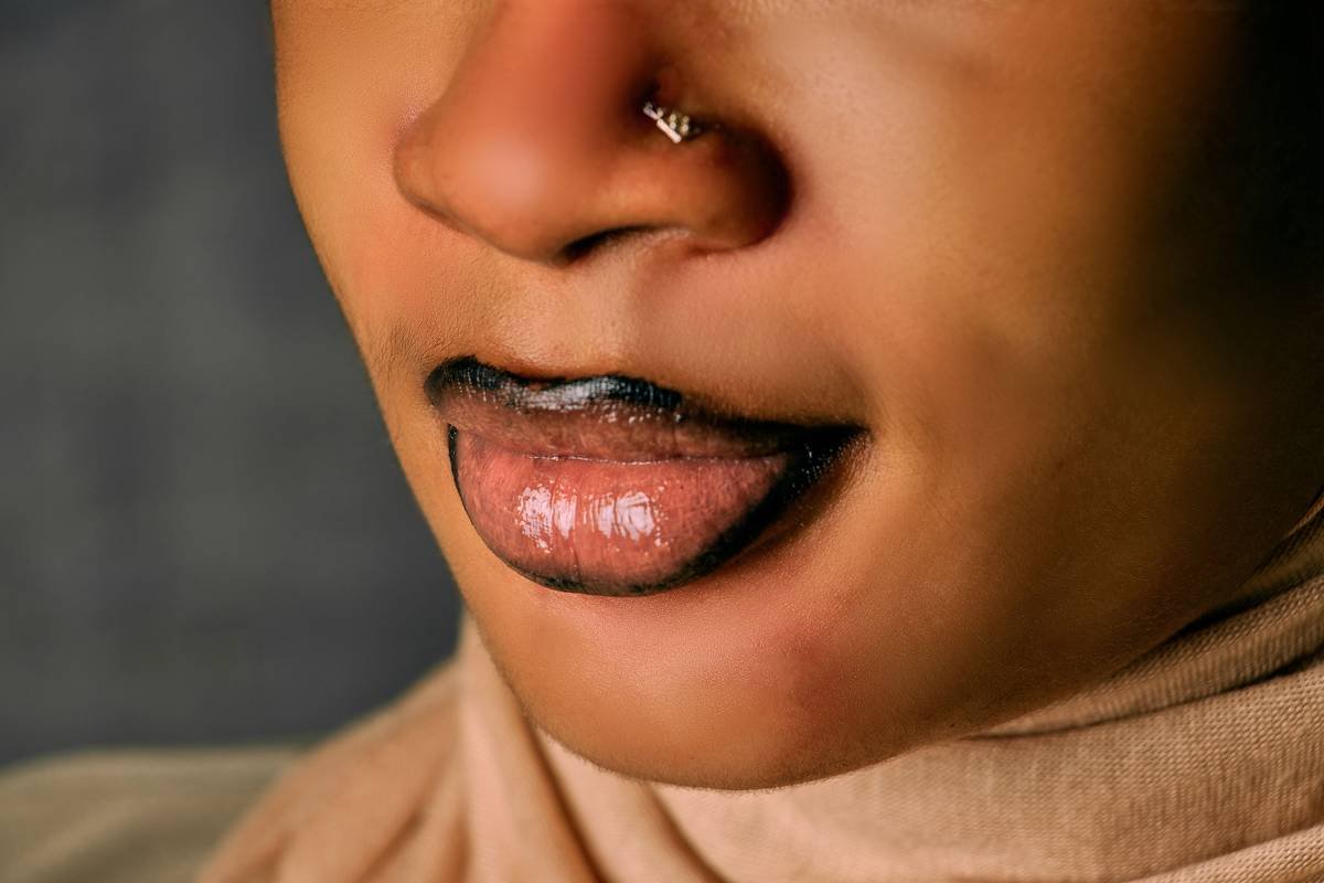 Why Your Lip Outline Pencil Is the Secret Weapon You’ve Been Sleeping On